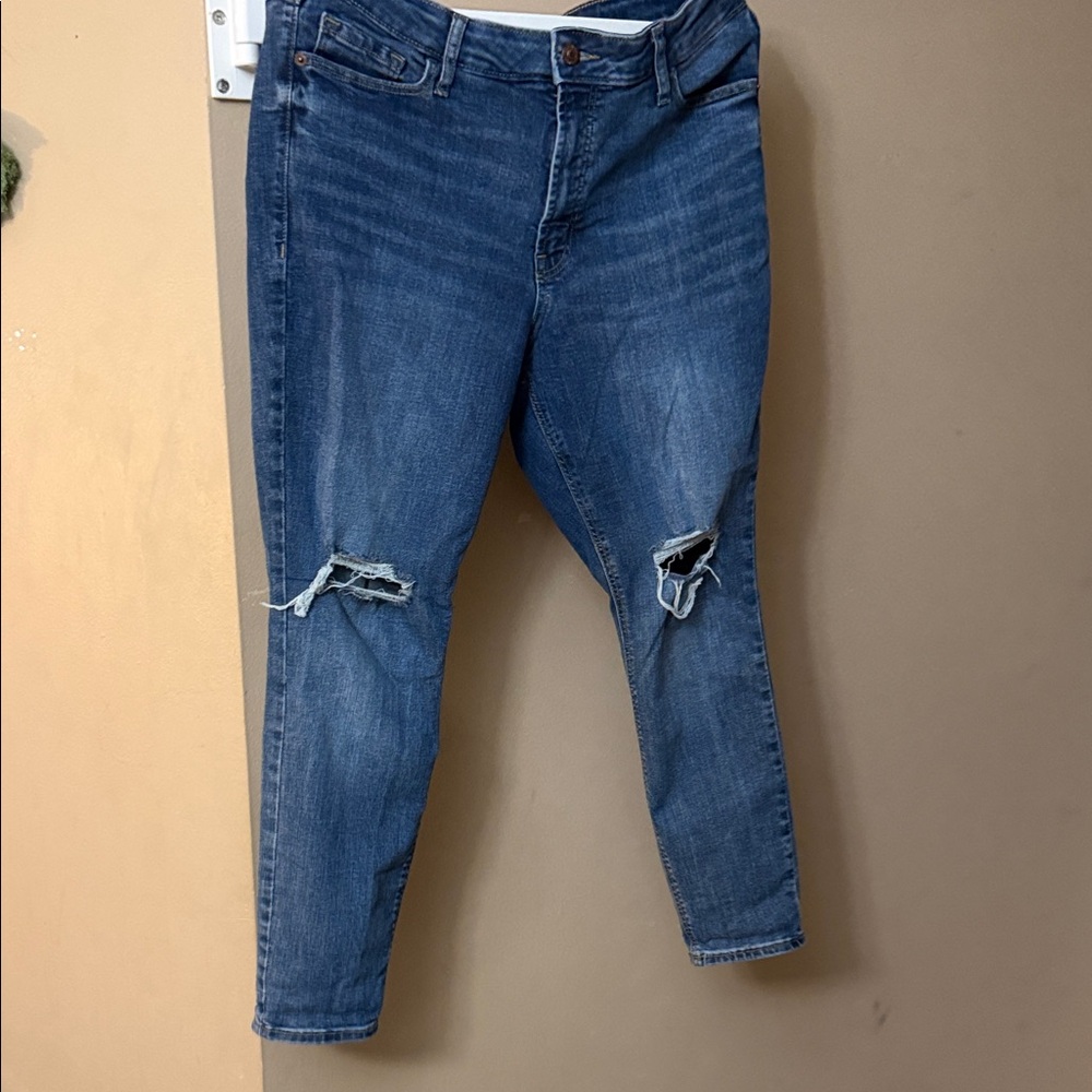 Old Navy Women's Ripped Blue Skinny Jeans